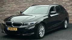 Zwart Gebruikt 2025 BMW 318 Comfort Edition Stationwagen | € 36.950 (Super prijs)