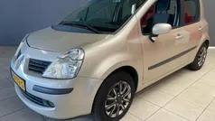 Bruin Gebruikt 2006 Renault Modus MPV | € 1.799 (Eerlijke prijs)