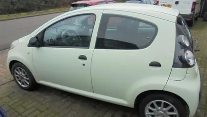 Occasion 2009 Citroën C1 Exclusive Hatchback | € 1.995 (Super prijs)