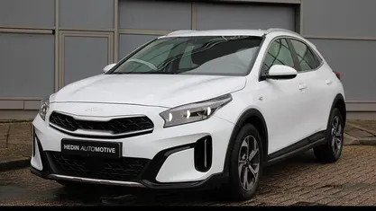 Wit Gebruikt 2022 Kia XCeed Comfort SUV | € 20.950 (Eerlijke prijs)