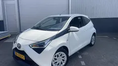 Gebruikt 2019 Toyota Aygo X-play Hatchback | € 12.500 (Eerlijke prijs)