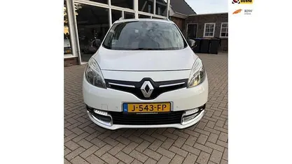 Wit Occasion 2013 Renault Grand Scénic III Bose Edition MPV | € 4.999 (Eerlijke prijs)
