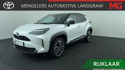Gebruikt 2021 Toyota Yaris Cross Executive SUV | € 26.695 (Eerlijke prijs)