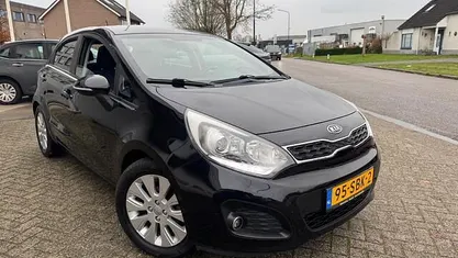 Gebruikt 2011 Kia Rio Hatchback | € 3.995 (Eerlijke prijs)