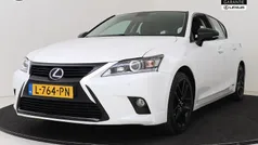 Wit Gebruikt 2016 Lexus CT200h Sport Line Hatchback | € 16.950 (Eerlijke prijs)
