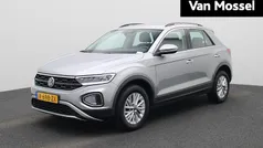 Gebruikt 2023 VW T-Roc Life SUV | € 21.400 (Goede deal)