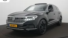 Zwart Gebruikt 2022 VW Touareg SUV | € 54.900 (Eerlijke prijs)