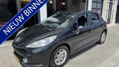 Zwart Gebruikt 2009 Peugeot 207 Hatchback | € 2.299 (Eerlijke prijs)