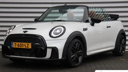 Occasion 2023 Mini John Cooper Works Cabriolet Cabriolet | € 39.895 (Eerlijke prijs)