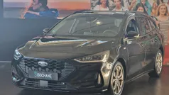 Zwart Gebruikt 2022 Ford Focus ST-Line Stationwagen | € 21.695 (Eerlijke prijs)