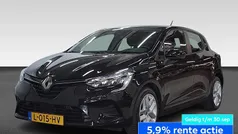 Zwart Gebruikt 2021 Renault Clio V Zen Hatchback | € 12.425 (Eerlijke prijs)
