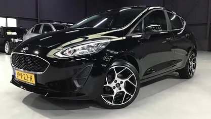 Zwart Gebruikt 2019 Ford Fiesta Trend Hatchback | € 10.950 (Goede deal)