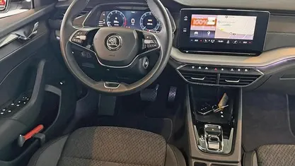 Occasion Skoda Octavia Business Line 110 PK (80 kW) 2022 Zwart (metallic) Stationwagen