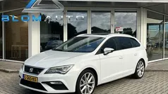 Wit, metallic lak Gebruikt 2017 Seat Leon ST FR Stationwagen | € 16.890 (Eerlijke prijs)