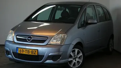 Grijs Gebruikt 2006 Opel Meriva Enjoy MPV | € 1.750 (Eerlijke prijs)