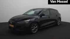 Gebruikt 2023 Ford Focus ST-Line X Hatchback | € 25.945 (Eerlijke prijs)