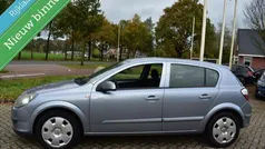 Grijs Gebruikt 2005 Opel Astra Enjoy Hatchback | € 999 (Goede deal)