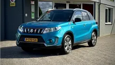 Groen, metallic lak Gebruikt 2019 Suzuki Vitara SUV | € 15.950 (Goede deal)