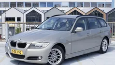 Bruin Gebruikt 2012 BMW 318 Executive Stationwagen | € 6.950 (Eerlijke prijs)