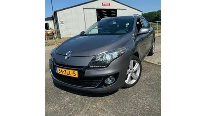Grijs Occasion 2013 Renault Mégane GrandTour Bose Edition Stationwagen | € 3.500 (Super prijs)