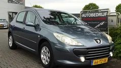 Grijs Gebruikt 2007 Peugeot 307 Premium Hatchback | € 2.350 (Eerlijke prijs)