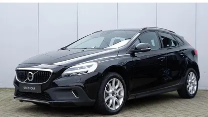Occasion Volvo V40 Summum 2018 Zwart Hatchback