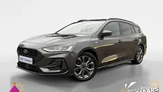 Grijs Gebruikt 2023 Ford Focus ST-Line Stationwagen | € 19.750 (Eerlijke prijs)