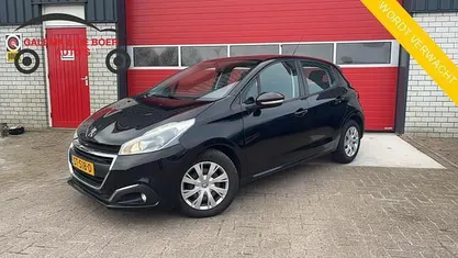 Occasion 2018 Peugeot 208 Hatchback | € 6.888 (Eerlijke prijs)