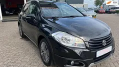 Gebruikt 2014 Suzuki SX4 S-Cross Exclusive SUV | € 13.650 (Eerlijke prijs)