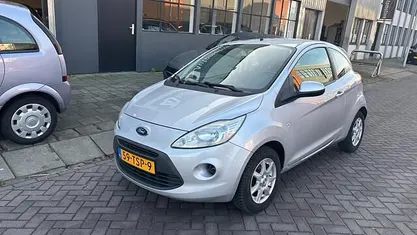 Occasion Ford Ka Cool & Sound Edition 69 PK (50 kW) 2012 Grijs (metallic) Hatchback
