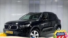Zwart Gebruikt 2022 Volvo XC40 Momentum SUV | € 34.149 (Eerlijke prijs)
