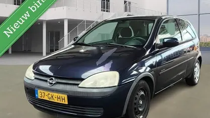 Blauw Gebruikt 2000 Opel Corsa Comfort Hatchback | € 995 (Eerlijke prijs)