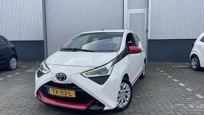 Occasion Toyota Aygo X-play 72 PK (52 kW) 2018 Hatchback