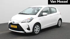 Wit Gebruikt 2019 Toyota Yaris Hybrid Active Hatchback | € 12.900 (Eerlijke prijs)