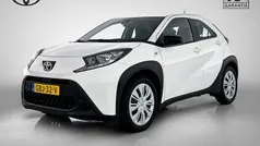 Wit Gebruikt 2024 Toyota Aygo Play Hatchback | € 19.950 (Goede deal)