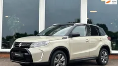 Beige Gebruikt 2024 Suzuki Vitara SUV | € 29.850 (Eerlijke prijs)