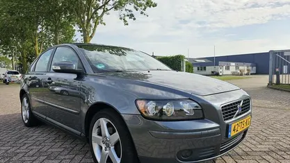 Grijs Gebruikt 2007 Volvo S40 Sedan | € 2.499 (Goede deal)