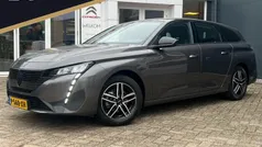 Grijs, metallic lak Gebruikt 2022 Peugeot 308 Business-Line Stationwagen | € 20.750 (Eerlijke prijs)