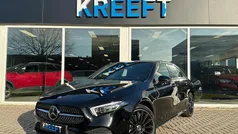 Zwart Gebruikt 2022 Mercedes A250 AMG Hatchback | € 29.950 (Eerlijke prijs)