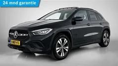 Zwart Gebruikt 2020 Mercedes GLA200 Progressive SUV | € 34.945 (Eerlijke prijs)