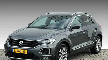 Grijs Occasion 2019 VW T-Roc Business SUV | € 19.895 (Eerlijke prijs)