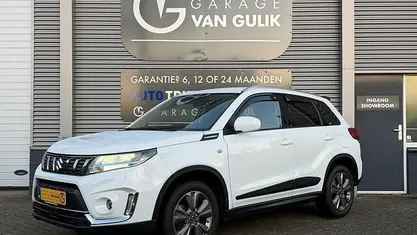 Gebruikt 2020 Suzuki Vitara SUV | € 17.995 (Eerlijke prijs)