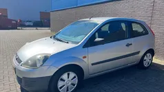 Grijs Gebruikt 2006 Ford Fiesta Hatchback | € 1.095 (Goede deal)