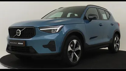 Blauw Occasion 2025 Volvo XC40 Plus SUV | € 41.690 (Eerlijke prijs)