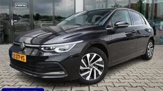 Gebruikt 2020 VW Golf VIII Style Hatchback | € 22.900 (Eerlijke prijs)