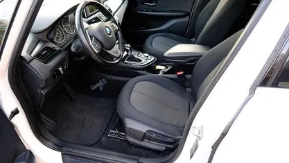 Wit Gebruikt 2016 BMW 216 Active Tourer MPV | € 14.450 (Eerlijke prijs)