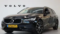 Zwart Gebruikt 2021 Volvo V60 Momentum Stationwagen | € 25.895 (Eerlijke prijs)