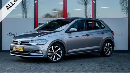 Grijs Occasion 2023 VW Polo Comfortline Hatchback | € 15.950 (Super prijs)
