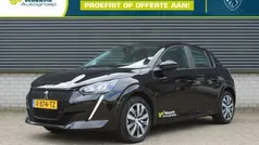 Zwart Gebruikt 2024 Peugeot e-208 Active Hatchback | € 22.815 (Eerlijke prijs)