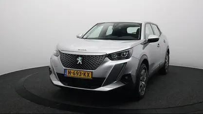 Occasion Peugeot e-2008 Active 100 kW (136 PK) 2021 Grijs SUV